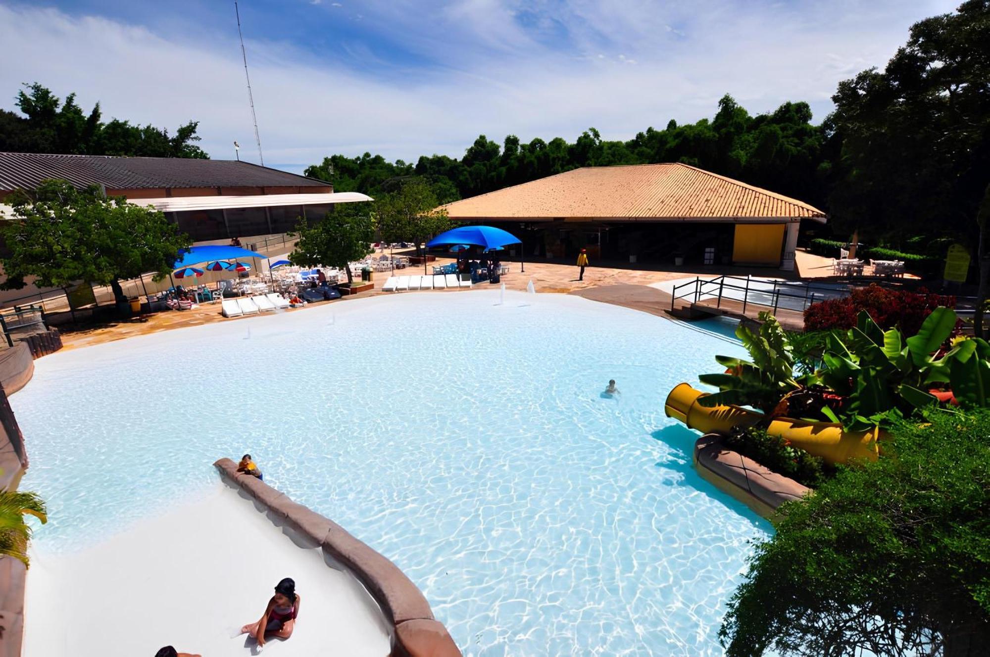 Spazio Diroma Com Acesso Ao Acqua Parque Caldas Novas Exterior foto